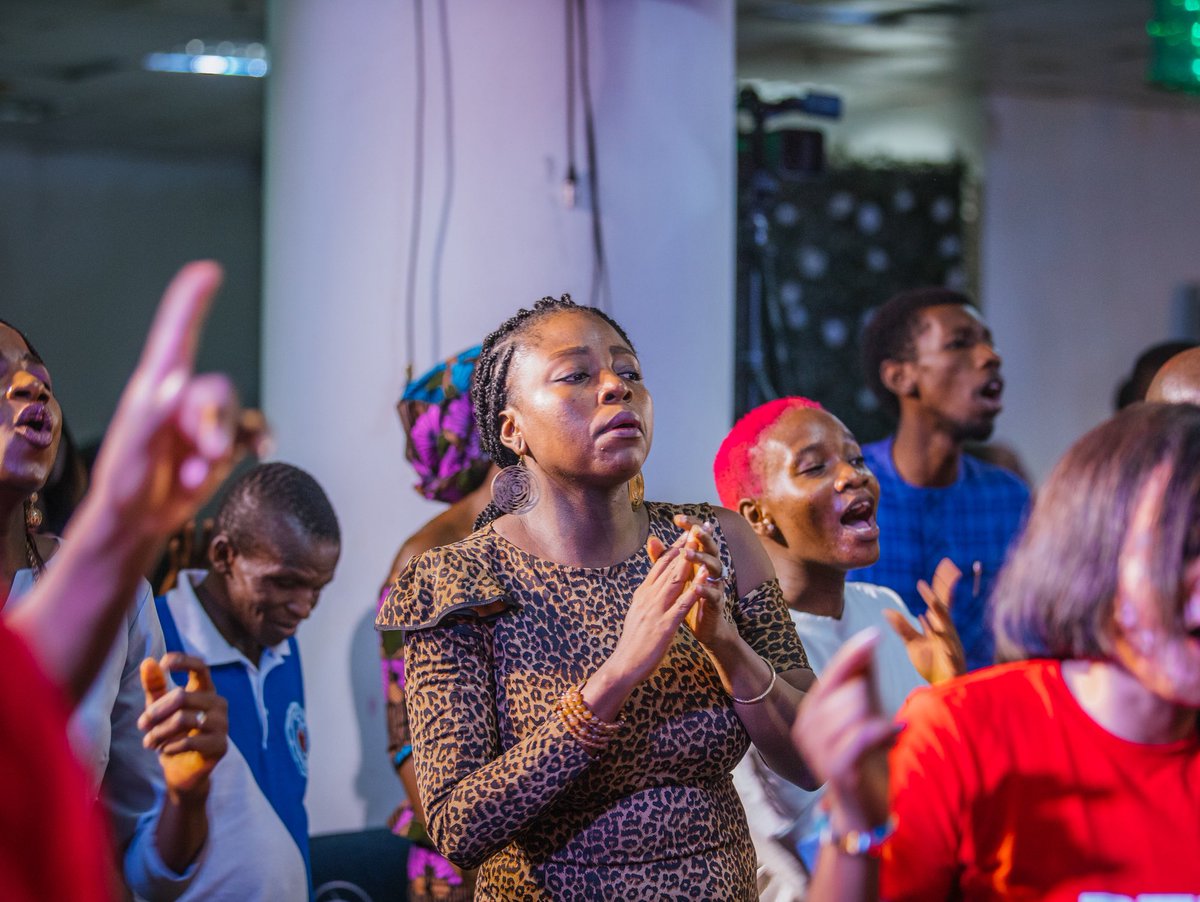 CFCAbuja's tweet image. What you hear forms what you believe. Be careful of what you listen to because it forms your belief. Stay hooked to your church.

#MichelleGrunewald
#CFCAbuja
#RedPlus 
#LoveIsKing