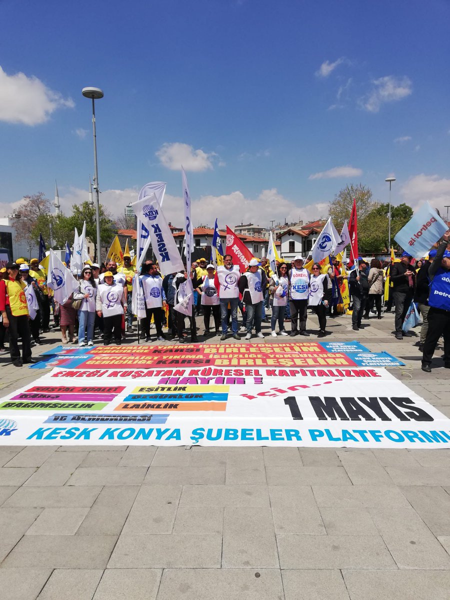 seskonya42's tweet photo. Emek bizim, gelecek bizim. #1mayıs https://t.co/lpH6vfe3SC