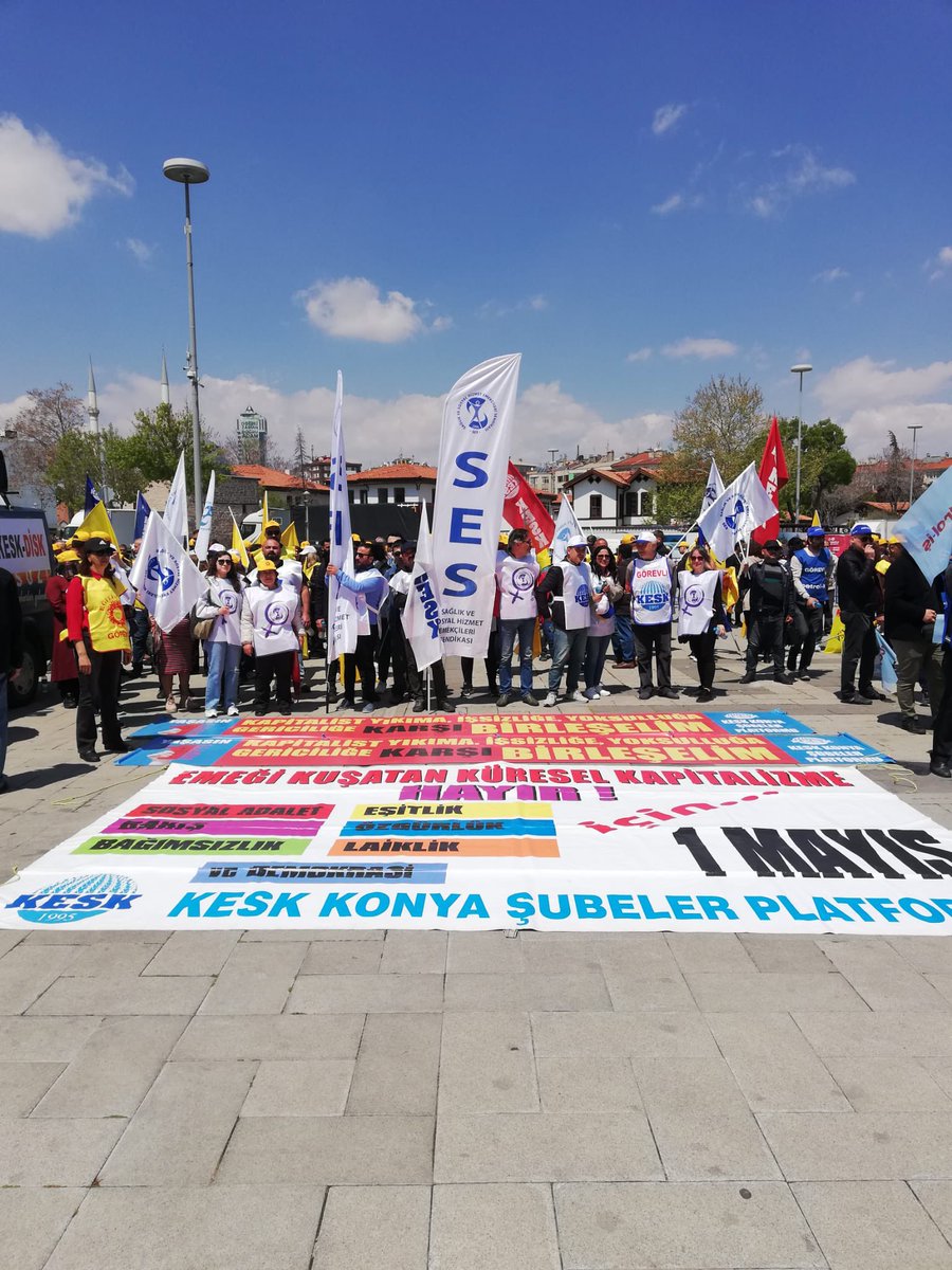 seskonya42's tweet photo. Emek bizim, gelecek bizim. #1mayıs https://t.co/lpH6vfe3SC