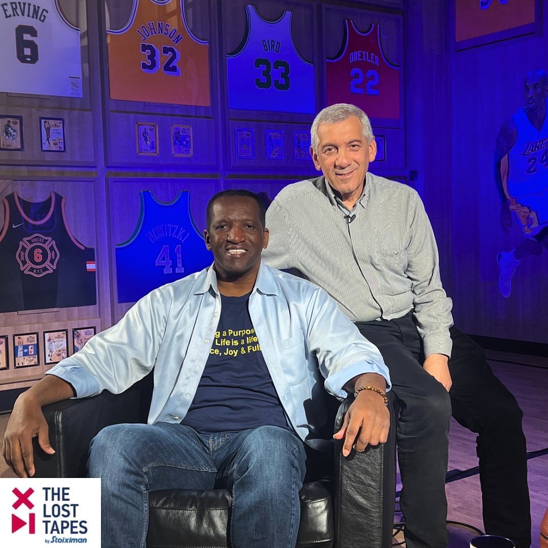 tracenchase's tweet photo. “The Lost Tapes”, powered by @Stoiximan, are back with @EuroLeague champion David Rivers, one of the most successful American professionals that ever played in Europe💥🏆🔥
👉🏼 https://t.co/y3dFmAkPOr
#tracenchase #thehobby #stoiximan #TheLostTapes #davidrivers #EuroLeague https://t.co/VmzAJYBL2G