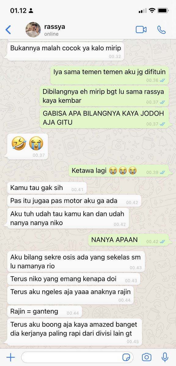 meorijane's tweet image. percakapan iyosya kalo jam segini #yangsun