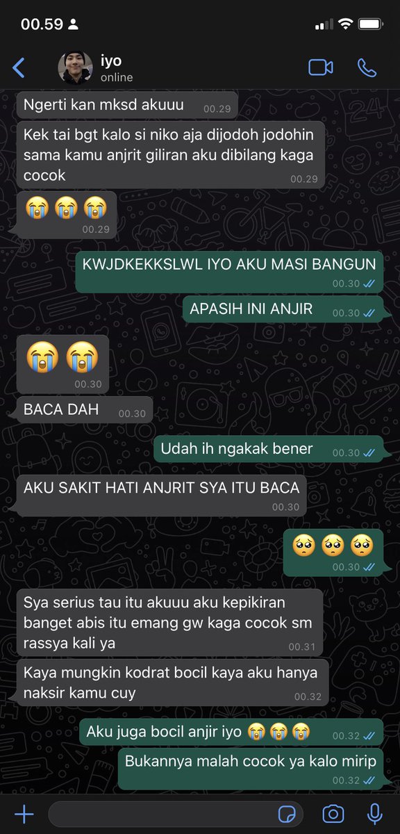 meorijane's tweet image. percakapan iyosya kalo jam segini #yangsun