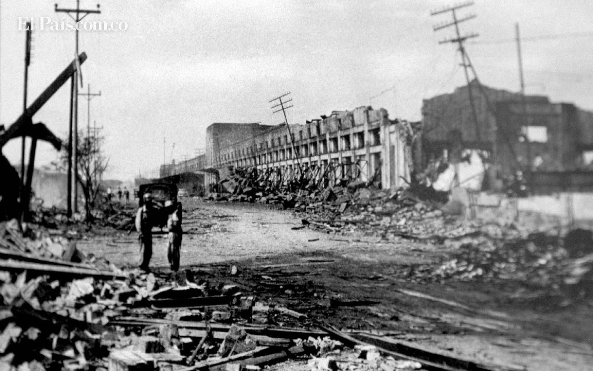 Dime_Ash_'s tweet photo. @ColombiaCheems Contexto: El 7 agosto de 1956 ocurrió en Cali una tragedia jamás vivida en el país, cuando varios camiones cargados de 1.053 cajas de dinamita explotaron en el centro de la ciudad. Las causas todavía son un misterio. https://t.co/RIRvgLEqz2