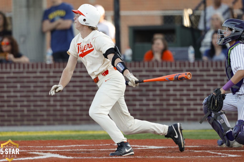 Pigeon Forge senior LHP and Vols signee Dylan Loy has been 🤯🤯🤯 this season. 

PITCHING
7-0
1 Save
113 Ks
7 BB
0.142 ERA

HITTING
.603 average
38 Hits
13 Doubles
3 Triples
2 Homeruns 
32 RBI
20 BB
1 Strikeout