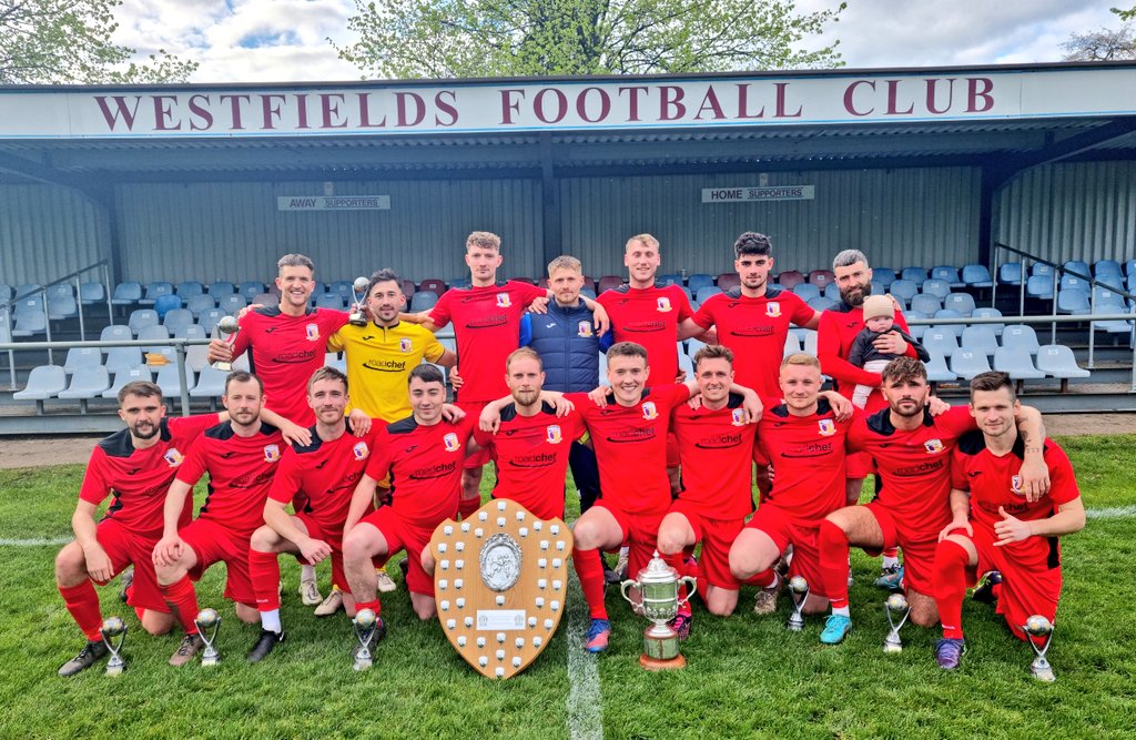 📷 | <a href="/HellenicLeague/">Hellenic League</a>; LEAGUE &amp; CUP DOUBLE!