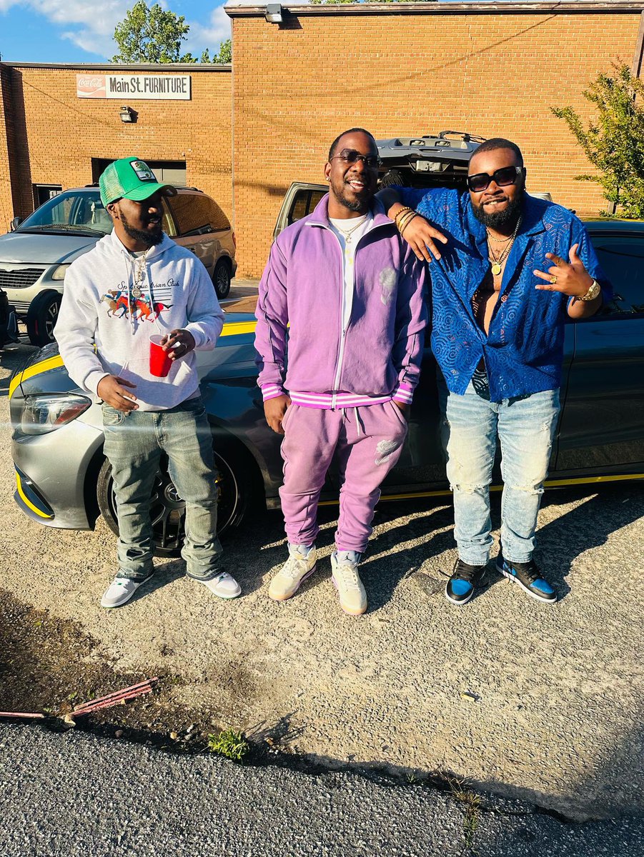 DubzOfHash's tweet image. “You Know Me Same Ol G” 🏁
🏎️
#RacingStripes 🏁