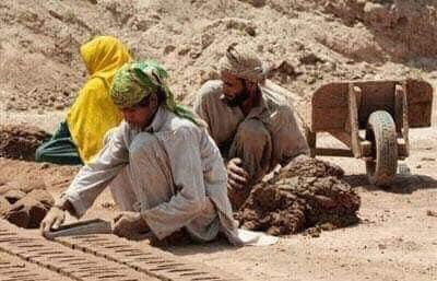 SyedMan41538586's tweet photo. میں نے ایک ایسی دنیا کی وکالت کی جس پر محنت کشوں کی حکمرانی ہو۔ جو ظلم اوراستحصال سے پاک ہو اور اس لیے آج تک سرمایہ دار مجھ سے نفرت کرتے ہیں۔

کارل مارکس
#LabourDay #LabourDay2023 https://t.co/7zmxdveazP