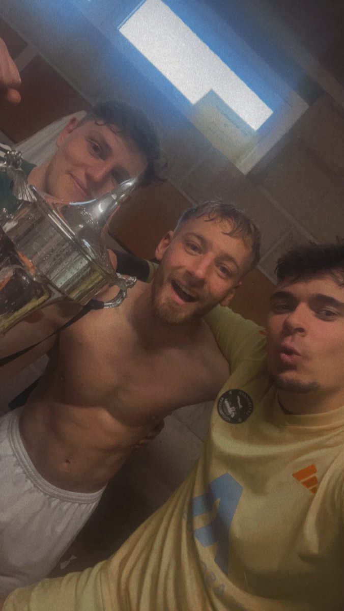 Charlie Beckwith tweet media