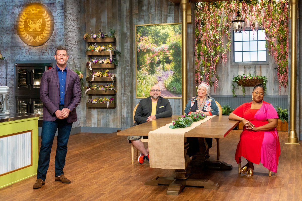 Springs into the season with a Mother's Day celebration! For the bakers to show Mom how much she means to them, creating bouquets of tulips and rosé-infused desserts are two things any mom would love on their special day before we decide who moves on to the finale!