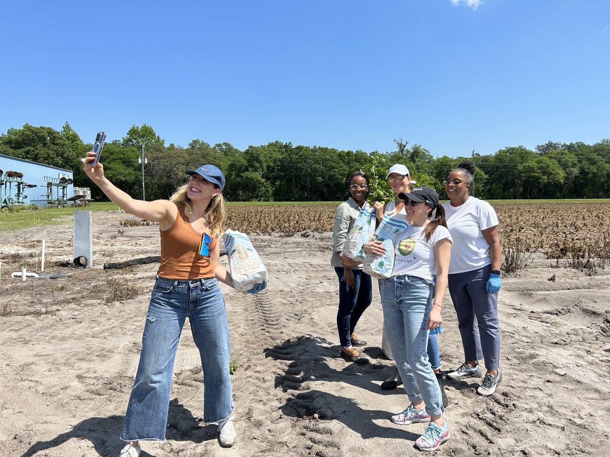FlaFruitandVeg's tweet photo. In April, nine influencers made the journey to St. Augustine to join FFVA on a behind-the-scenes tour of North Florida ag operations. Many of them felt a disconnect between farm and fork. FFVA hoped to bridge that divide. 

👉Read about the tour here: https://t.co/ZmZJZ12AVB https://t.co/3XNIGieDWG