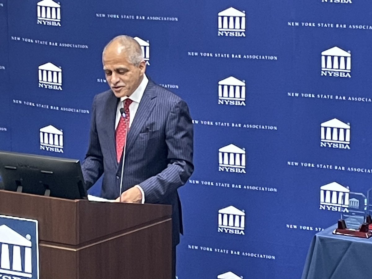 bleereporter's tweet image. NY Chief Judge Rowan Wilson giving keynote of ⁦@NYSBA⁩ pro bono service awards ceremony on Law Day. About his COA colleagues, says, “Despite what you read in the press we actually like each other.”