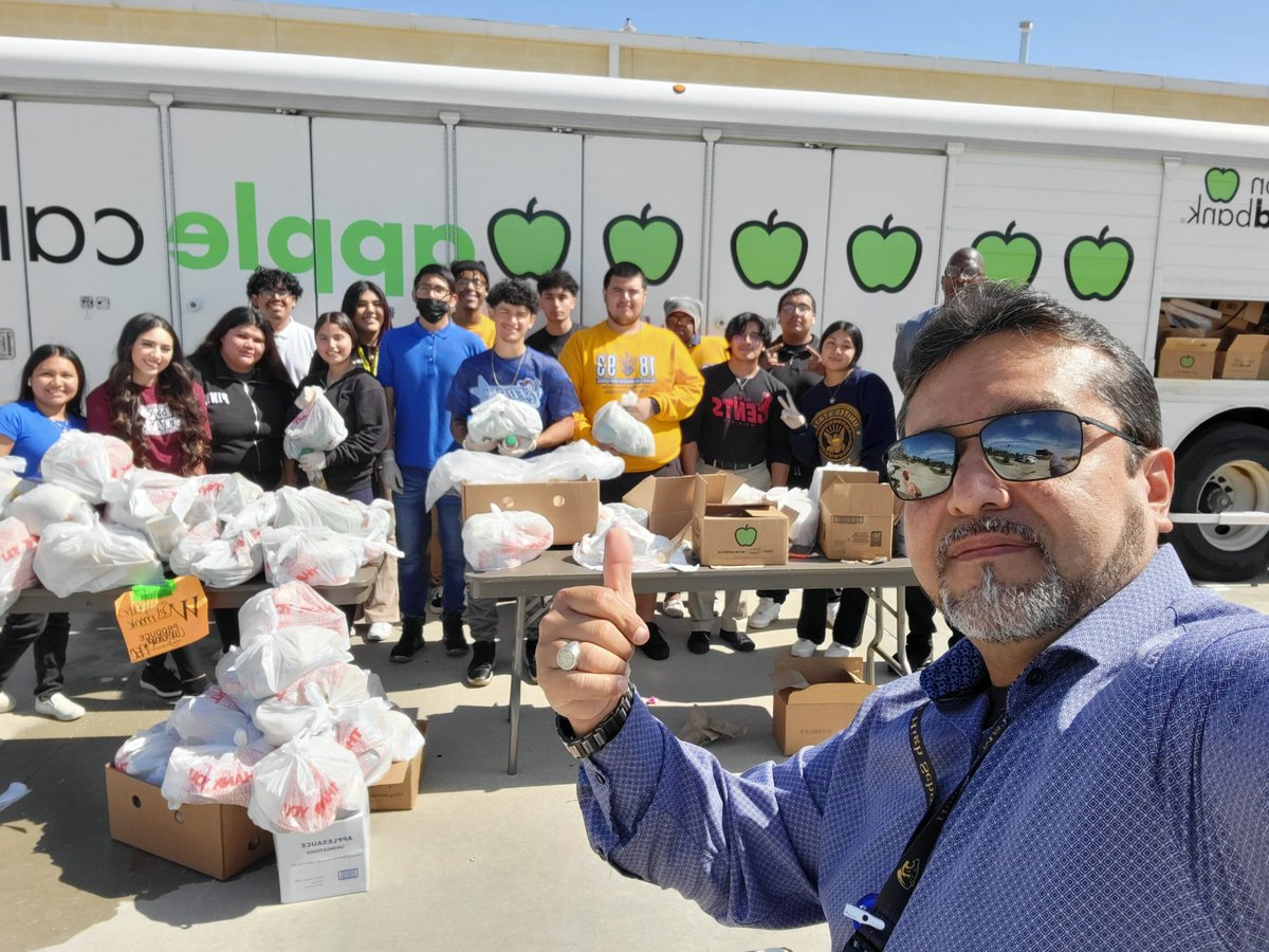 Lance Guess (@gjhgforlife) on Twitter photo Booker T. Washington Community Food Drive was amazing today. The weather was nice to partner with our stakeholders and show love. <a href="/_cphilli2/">Dr. Carlos Phillips</a> <a href="/DrUyenTieu/">Uyen Tieu</a> <a href="/BTW_WRS/">BTW_WRS MANAGER</a> <a href="/BookerWrs/">Booker T Washington/WRS</a> <a href="/BTW_Houston/">Booker T. Washington</a> <a href="/CodwellWRS/">MsAuthorlee</a> <a href="/RaulCollins16/">Raul Collins</a> @Just_Wrapping Booker T. Washington Community Food Drive was amazing today. The weather was nice to partner with our stakeholders and show love. <a href="/_cphilli2/">Dr. Carlos Phillips</a> <a href="/DrUyenTieu/">Uyen Tieu</a> <a href="/BTW_WRS/">BTW_WRS MANAGER</a> <a href="/BookerWrs/">Booker T Washington/WRS</a> <a href="/BTW_Houston/">Booker T. Washington</a> <a href="/CodwellWRS/">MsAuthorlee</a> <a href="/RaulCollins16/">Raul Collins</a> @Just_Wrapping