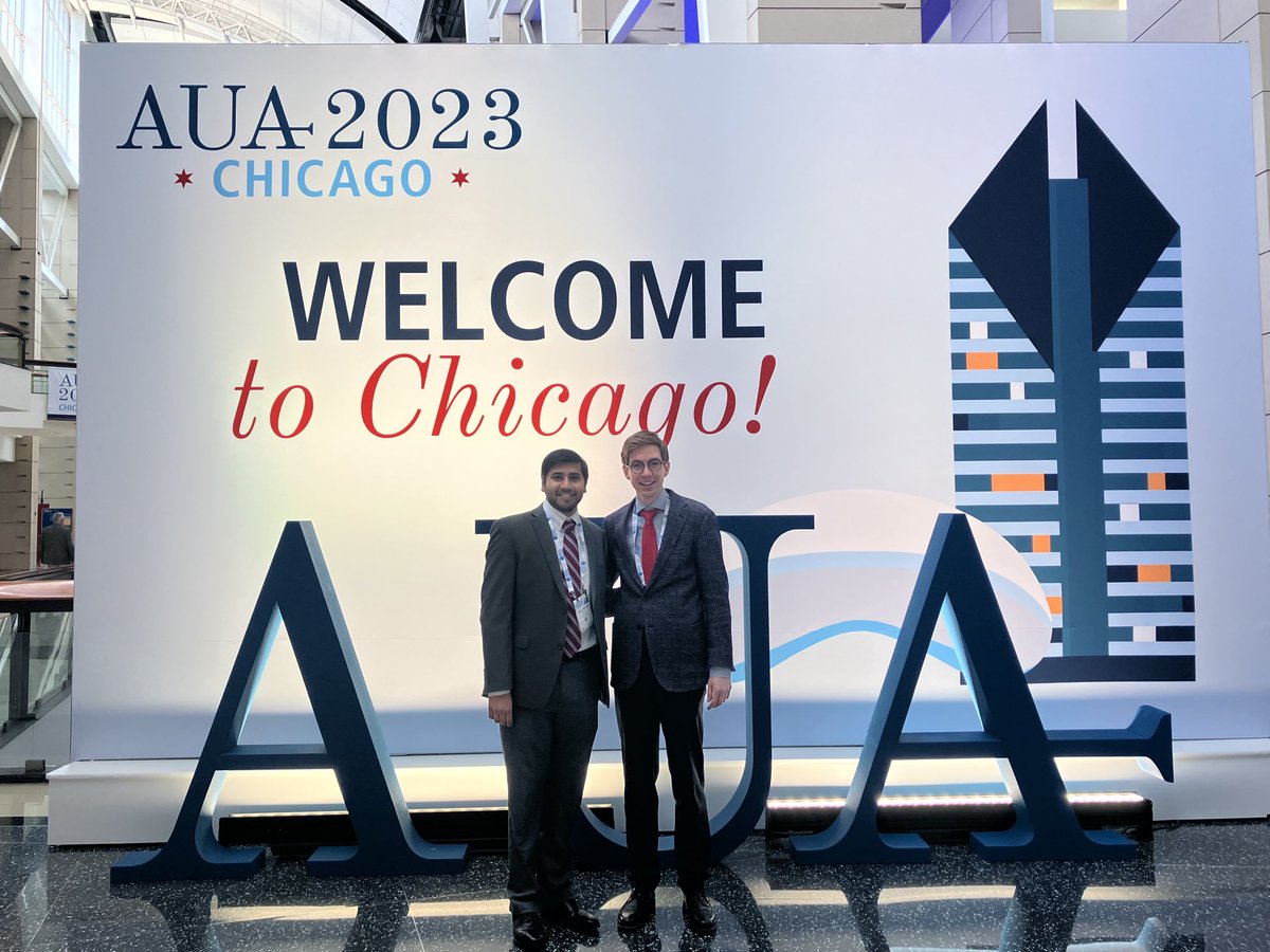 Congrats to my inaugural postdoc ⁦@PallaufM⁩ from ⁦@Uro_MedUniWien⁩ for a productive year! Loved seeing you dominate ⁦#AUA23 and carry the ⁦@brady_urology flag.⁩ ⁦@DrShariat⁩ and ⁦@BenjaminPradere⁩ train the best and brightest! #AUA23