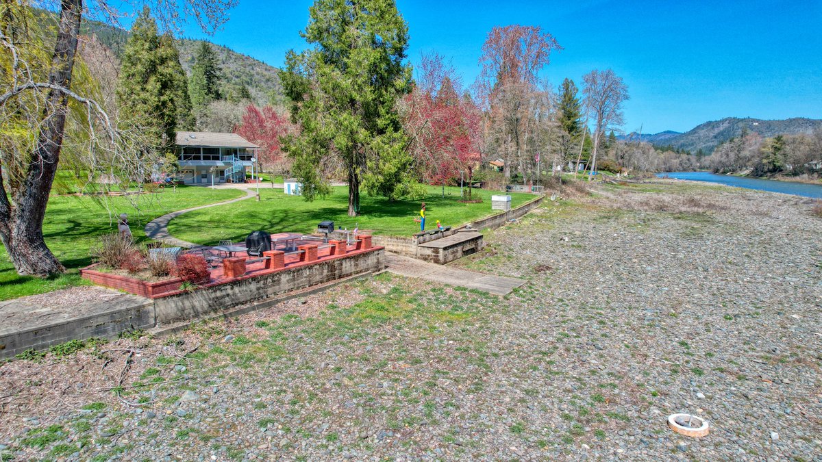 Check out this great riverfront property we recently shot on the famous Rogue River in Grants Pass, Oregon
https://t.co/YHlt1aKcC5