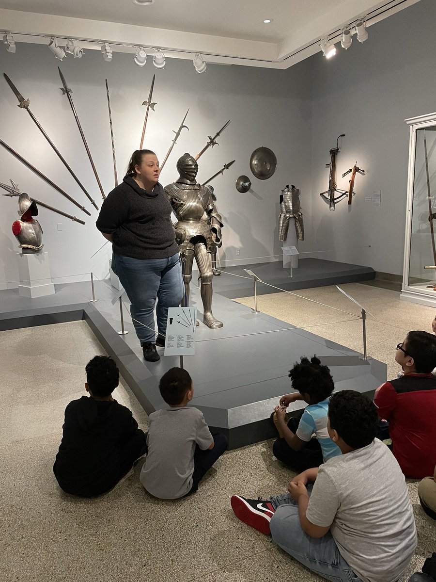 #beyondthecastlewalls what a great day at the Reading Museum ❤️🖤<a href="/RowKasisky/">Rowbee'C Kasisky</a> @kluthda <a href="/RDGschools/">Reading School District</a> <a href="/julkline/">klinej</a> @Kristine_RSD_PR