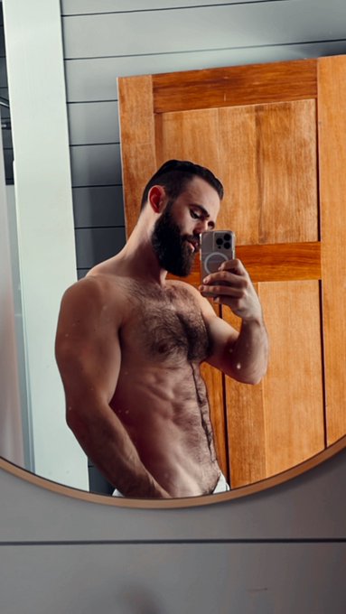 RT: "Good morning Papa" if you wanna see a 🍆 pic 👀 tmrw https://t.co/rQ2nGHkRM8<a href="/tag/muscleworship"class="tags"><span>#muscleworship</span></a><a href="/tag/musclebottom"class="tags"><span>#musclebottom</span></a><a href="/tag/musclegod"class="tags"><span>#musclegod</span></a><a href="/tag/musc"class="tags"><span>#musc</span></a>