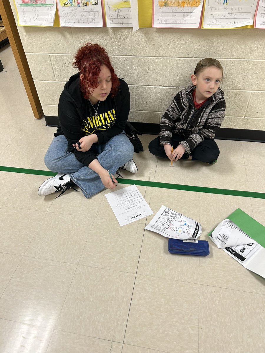 Lincoln Pride Pals! 🖤💛⭐️    #kidsfirst  #happy #SEL #PBIS #LincolnPrideWCS <a href="/warrenschools/">Warren City Schools</a>