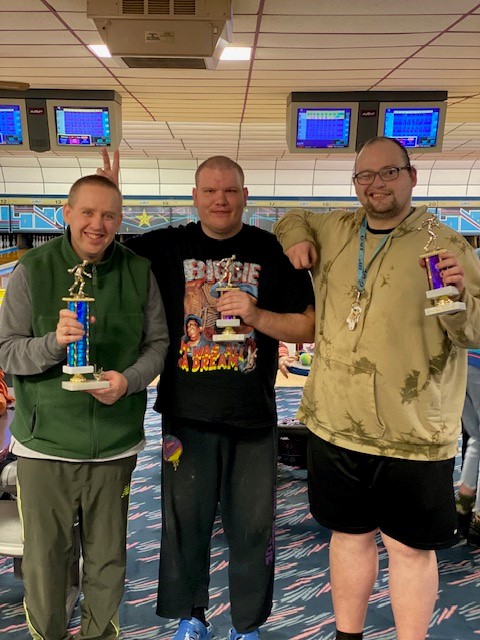 UnityHouseofCC's tweet photo. Our final bowling outing of the season was this past Saturday at Starlite Lanes. Congratulations to our winners! 📷

Pictured from left to right are Eric (1st place), Kyle (2nd place), and Arthur (3rd place). https://t.co/UiI9EVXOLm