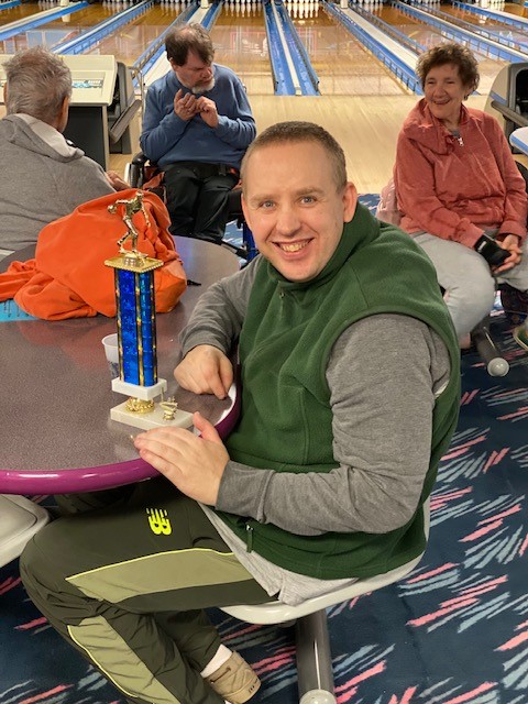 UnityHouseofCC's tweet photo. Our final bowling outing of the season was this past Saturday at Starlite Lanes. Congratulations to our winners! 📷

Pictured from left to right are Eric (1st place), Kyle (2nd place), and Arthur (3rd place). https://t.co/UiI9EVXOLm