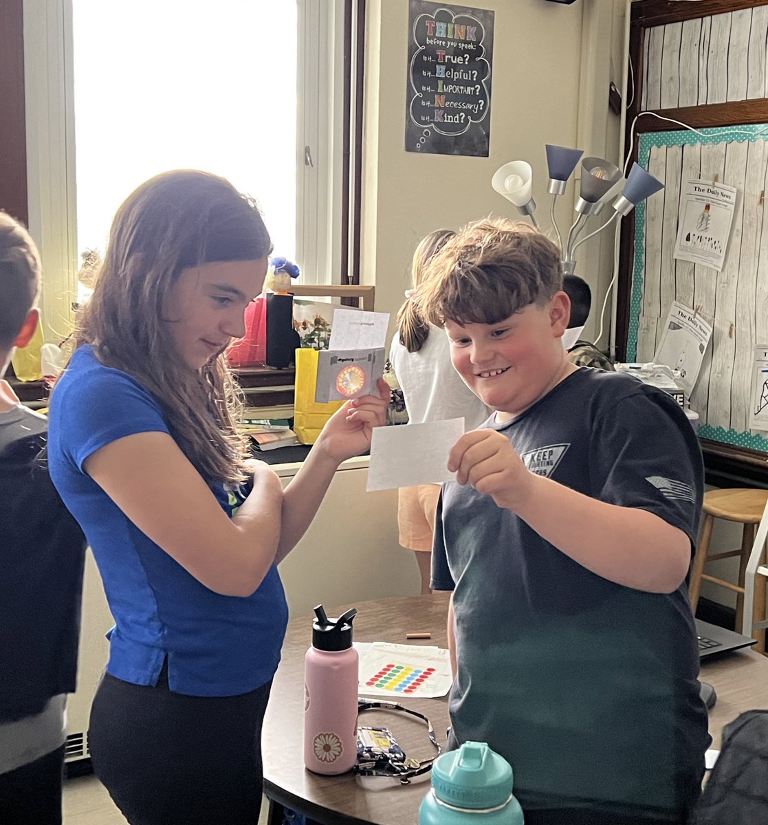 GajMrs's tweet photo. 4th grade was so excited to see how our pupil works. @FSD_Ms_Carroll @FSDVikings https://t.co/lPrLTJyKxg