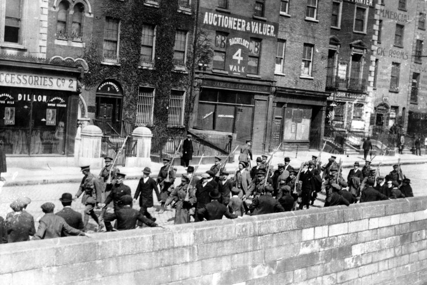 WarHappened's tweet image. With the rebels being rounded up by the British Army, the Easter Rising comes to an end. Hundreds of people have been killed or wounded in the insurrection, and parts of Dublin stand in ruins, after fierce urban fighting.