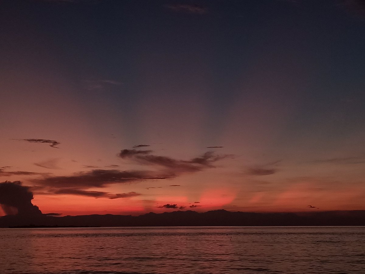 gelaaatin's tweet photo. Im at peace with god's plan and timing 🙃 https://t.co/ZCyBt7JmM7