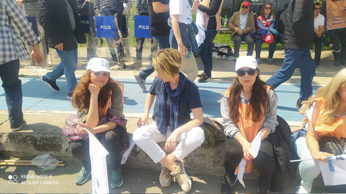 Didem77dido's tweet photo. Günden bir kare!
Mutlu ve umutlu 🍀🤗
#ikibinlerinOyuKime
#EMADDER
#1MAYİS https://t.co/xgBcIVHKnL