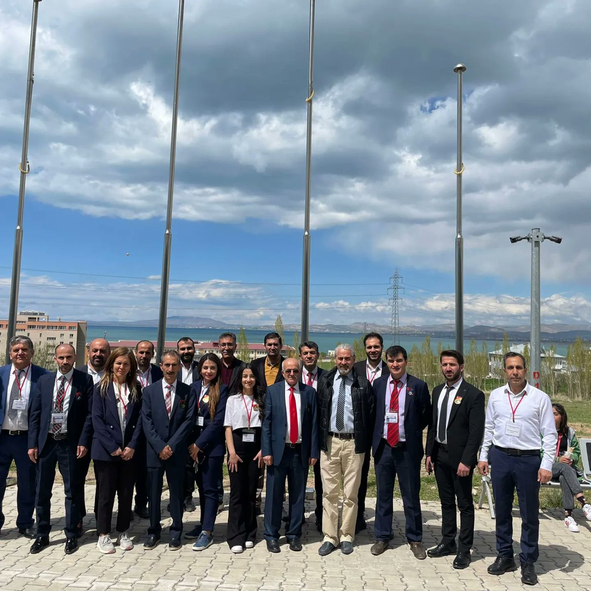 vantsfvan's tweet photo. 13 ilin katılımı ile düzenlenen okul sporları bölge yarışmaları sona ermiştir emeği geçen herkese teşekkür ederiz. Dereceye giren öğrencilere Türkiye şampiyonasında başarılar dileriz @adnanyavic
@TurkishChess @GlkzTulay https://t.co/GFFqsOFhyk