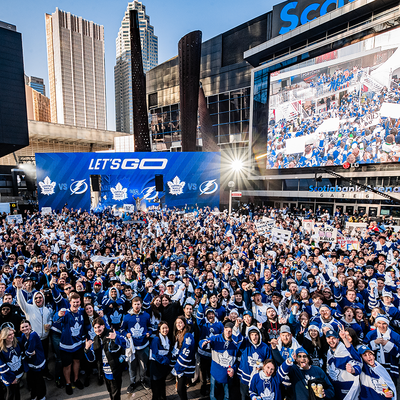 MapleLeafs's tweet photo. Need more room for all The Passion ™️🔹

We're expanding the square for Round Two!!