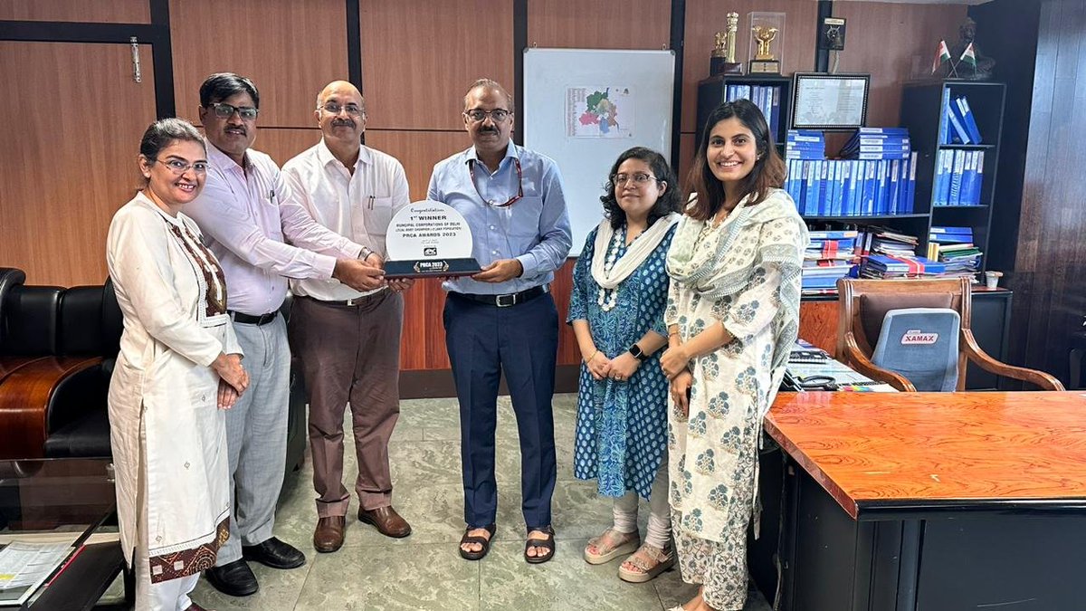 SBM_MCD's tweet photo. MCD proudly shares - We have been awarded LOCAL BODY CHAMPION(>2Lakh category) award in Plastic Recycling Conference Asia for efforts in managing Single-Use Plastic in #100DaystoBeatPlastic drive
#SwachhSurvekshan2023MCD
@SwachhBharatGov
@LtGovDelhi
@OberoiShelly
@GyaneshBharti1 https://t.co/7BulftdRR8