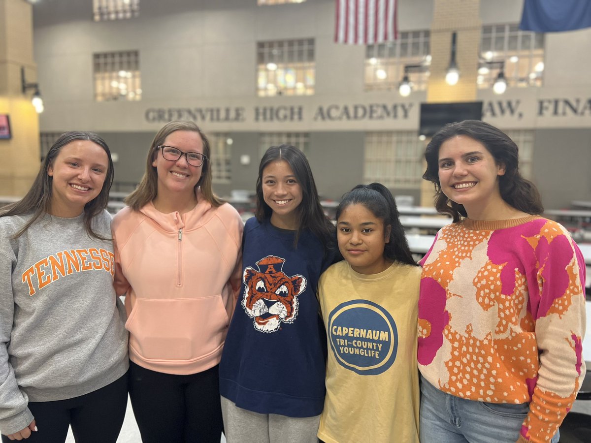 GHS_Raiders's tweet photo. Class Officers 23-24

12- 
P: Abby Young
VP: Reagan O’Shea
S: Dargan Culclasure
Tr: Abby Young 
Sp: Anna Marina Segars

11- 
P: Ellison Bray
VP: Aniyah Coats
S: Mikes McGregor
Tr: Francesca Redmon
Sp: Abby Newton
PR: Emerson Hungerford https://t.co/MM2LaHSrH7