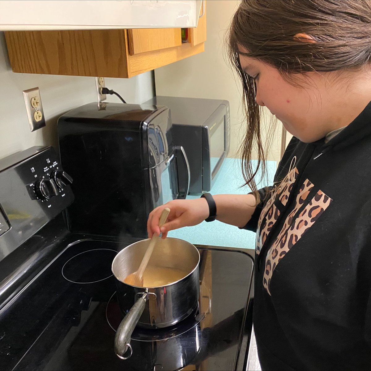 GenValleyNews's tweet photo. Mrs. Mapes' International Foods Class made sushi and miso soup last week! https://t.co/CJvaKbHxVL