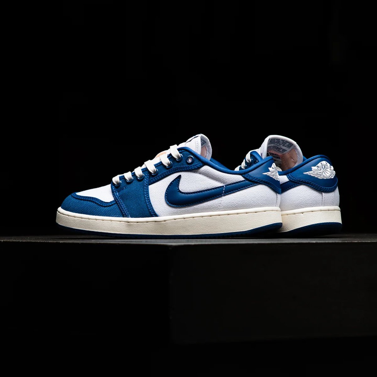 snkr_twitr's tweet photo. https://t.co/dlqDQVVAvt https://t.co/VcKP3sG3CJ
