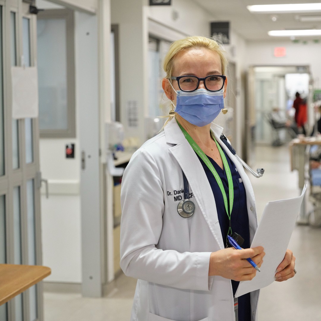 HaltonHlthcare's tweet photo. It's National Physician's Day! We are grateful to have incredible Physicians at our three hospitals who continuously provide compassionate care to our patients and their families. We cannot thank you enough for going above and beyond for our communities. #NationalPhysiciansDay https://t.co/RubhowMs4R