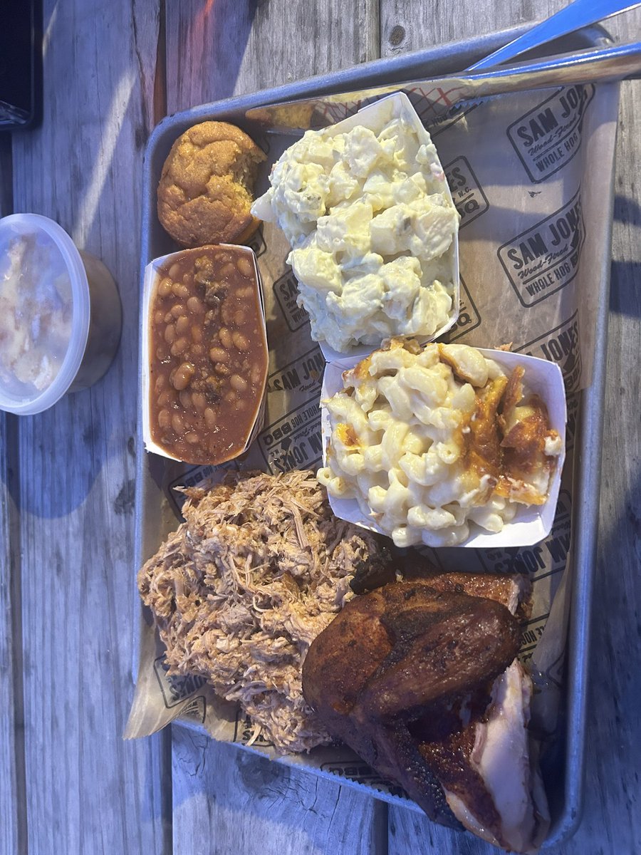 Adam Wainwright tweet media