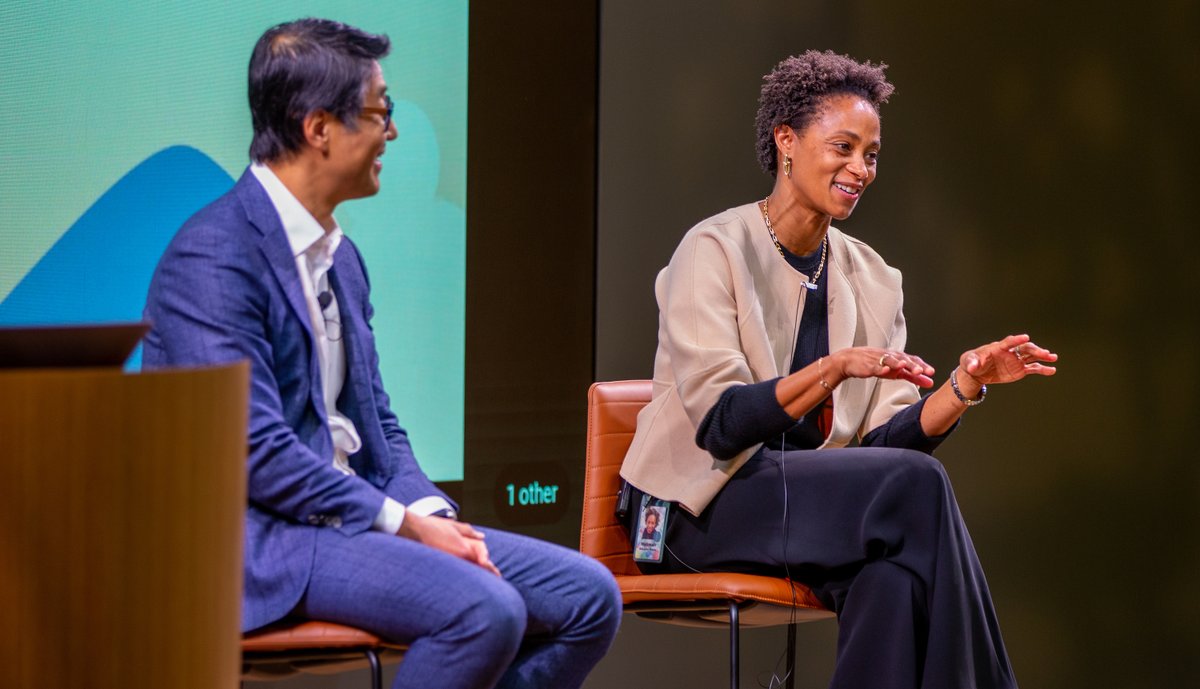 In early March, 30 #LCLDMember MPs and GCs convened at <a href="/Google/">Google</a>'s CA headquarters for LCLD’s first-ever Super Pledge Summit, hosted by LCLD Board Member and Google GC <a href="/HDeLainePrado/">Halimah DeLaine Prado</a> with <a href="/profkang/">Jerry Kang</a> of <a href="/UCLA/">UCLA</a>. #collaboration

Read more: lcldnet.org/news/2023/04/l…

#LeadersAtTheFront