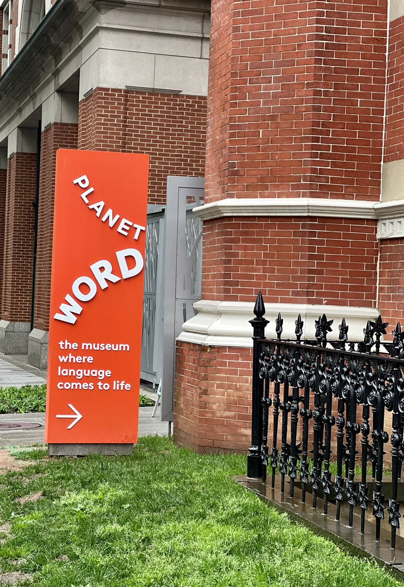 Dead_Sassy's tweet photo. Take my for for it, if you’re ever in DC, #PlanetWord is the place to be. Beautiful and immersive!

https://t.co/aDAGrZKQBe https://t.co/dep8RATCyH