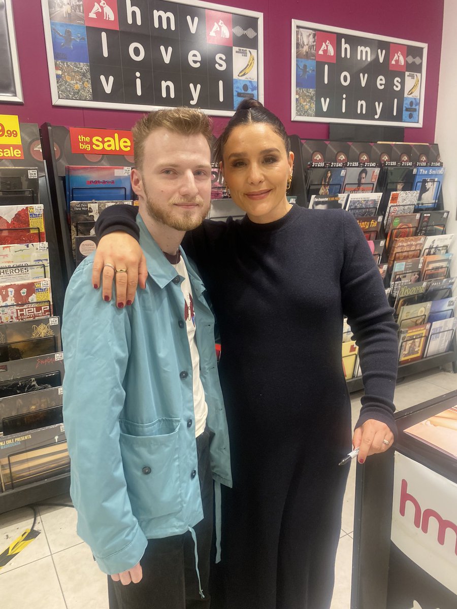 That! Is Jessie Ware ✨