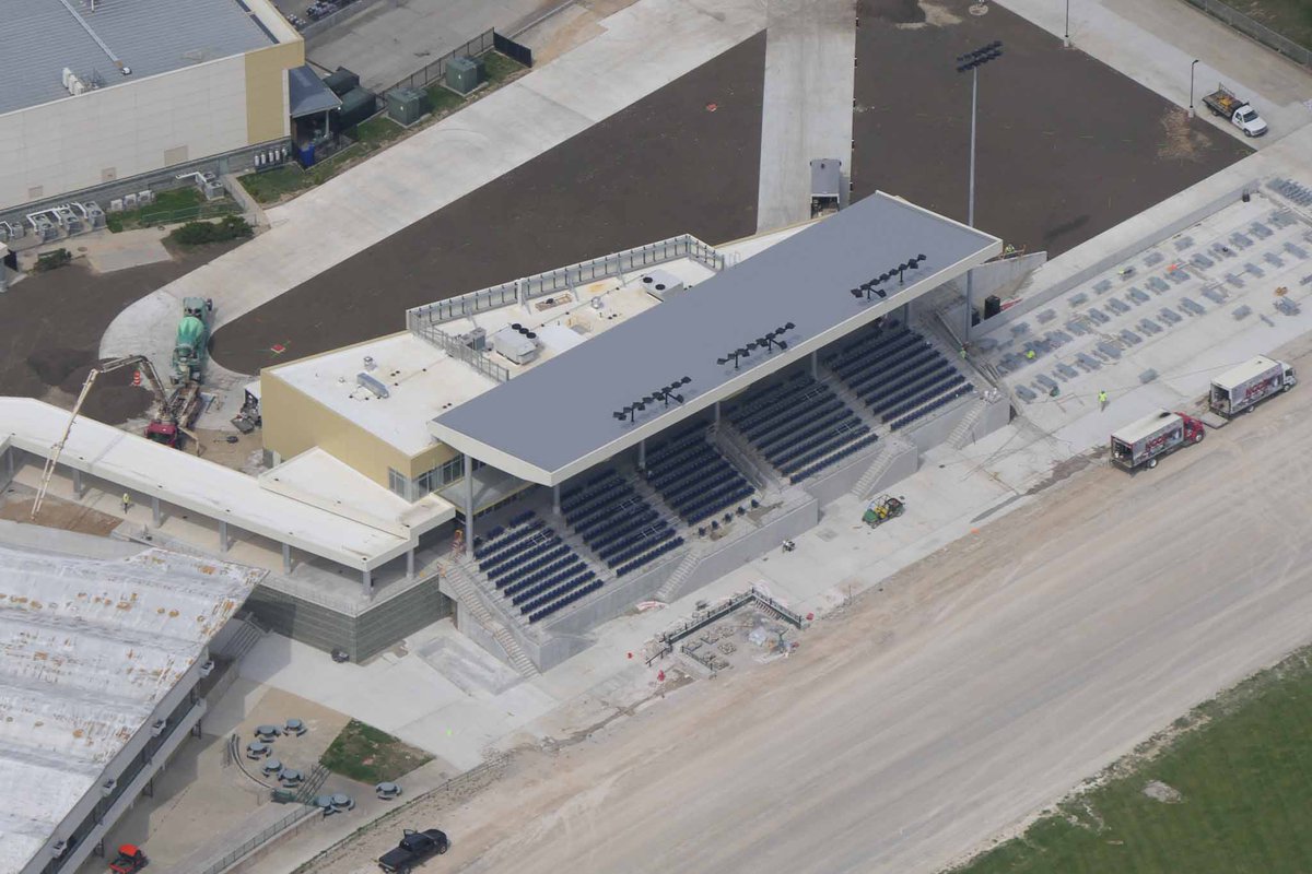 EldoradoScioto's tweet photo. This is it...the FINAL #MakeItGrand update🤯 We're days away from our grand opening, but here is a sneak peak of our brand new Grandstand! Who else is ready to see it in person?!?🤩 Don't forget VIP rooms are available for booking NOW🎉 Call 614-753-6607 for information! https://t.co/7ervhPVMjL