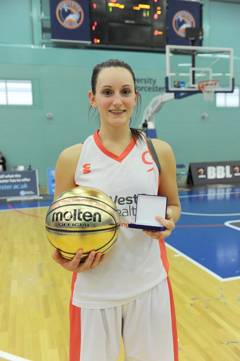 Hatters_BC's tweet photo. Thank you, @helennaylor 🖤🧡💙

Over 20 years with the club, Helen will forever be a Hatters Legend. 

Happy WBBL Retirement, Helen. 

📸 @iamahmedphotos https://t.co/8TsWdZVkGK