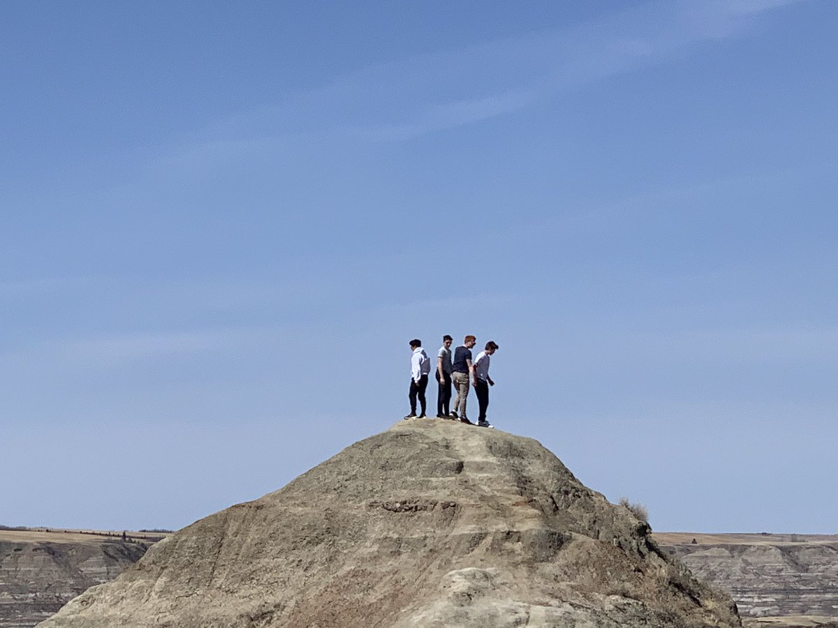 Prairies 2 Mountains tweet media