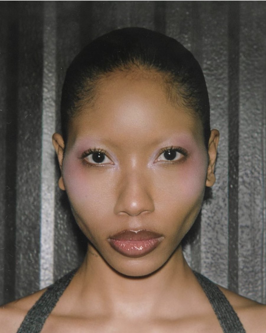 ambertheconduit's tweet photo. one of my fave makeup artists at the moment, raoúl alejandre, did the beauty for CJR’s show using all MAC makeup.. just stunning! beauty shots by ricky alvarez https://t.co/FbwmgRYzum