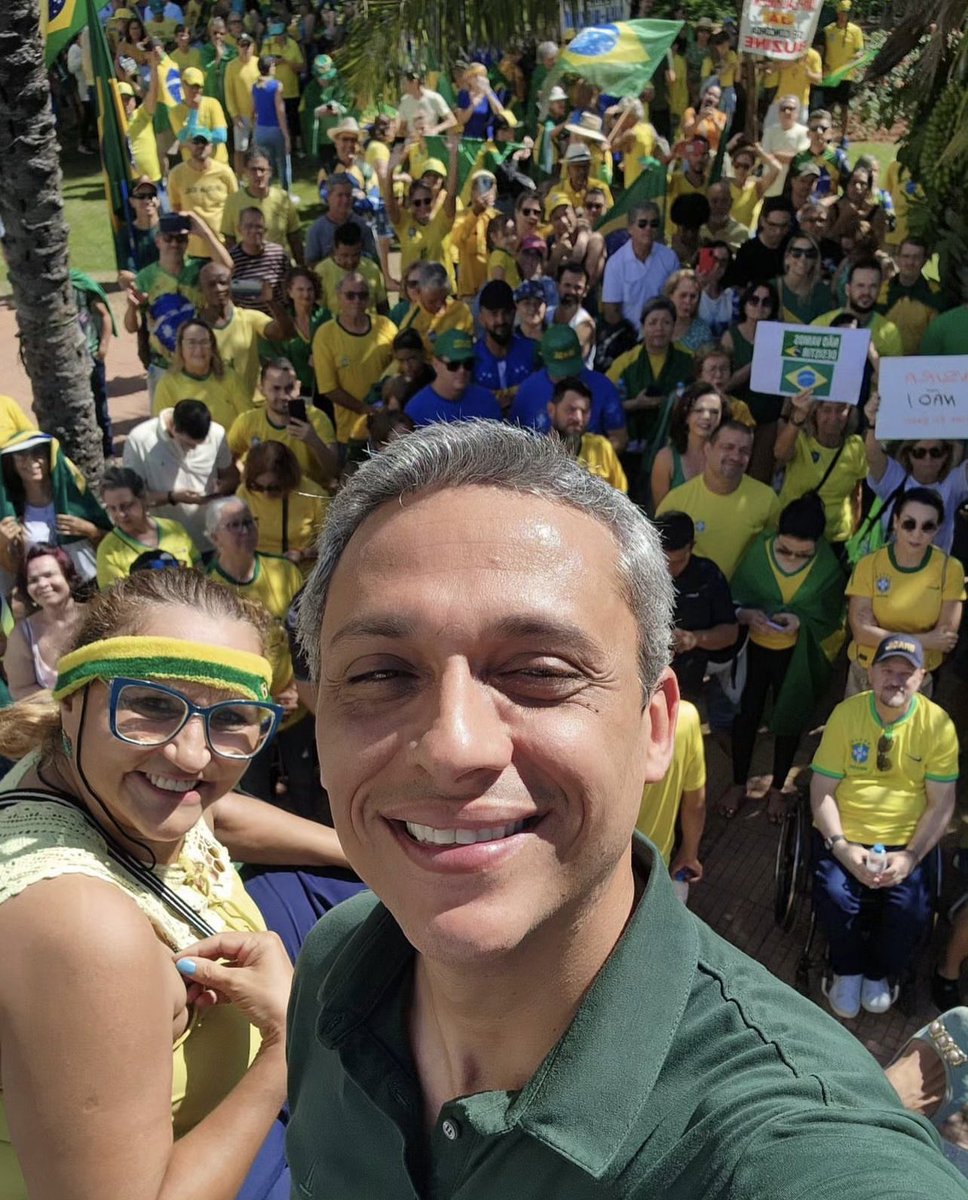 GayerGus's tweet photo. Goiânia, 01 de maio de 2023, o povo voltou às ruas. E não vamos retroceder! 🇧🇷 https://t.co/LcnQKOkoeL