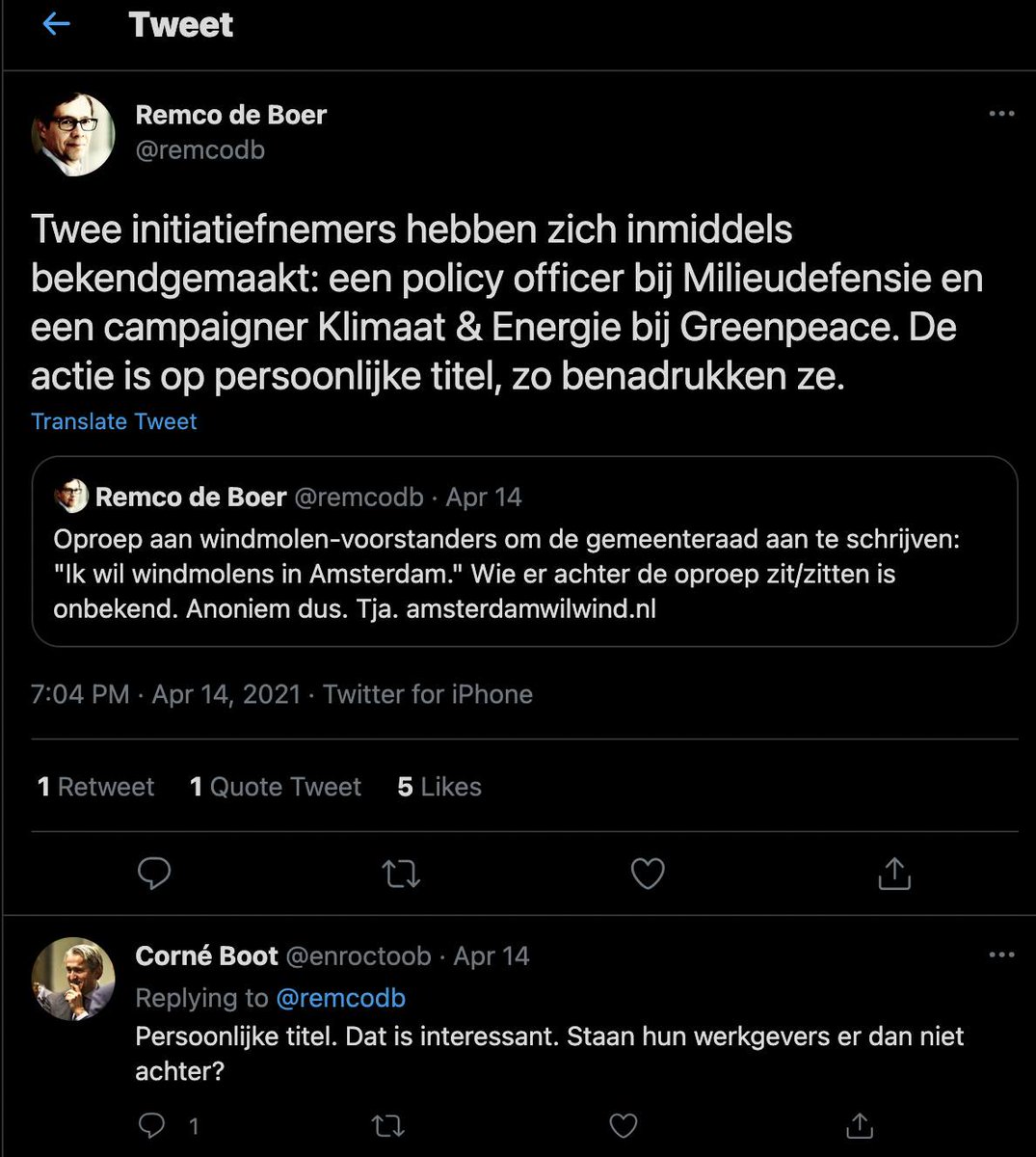 RSchiffers's tweet photo. Kennen jullie deze nog uit de oude doos? 2 jaar geleden melden zich ineens bewoners bij de gemeente die dolgraag windturbines in Amsterdam wilden en die hadden zelfs al hun eigen website. 
Nou ja bewoners?
@WindalarmA https://t.co/tBhOrQR4QV