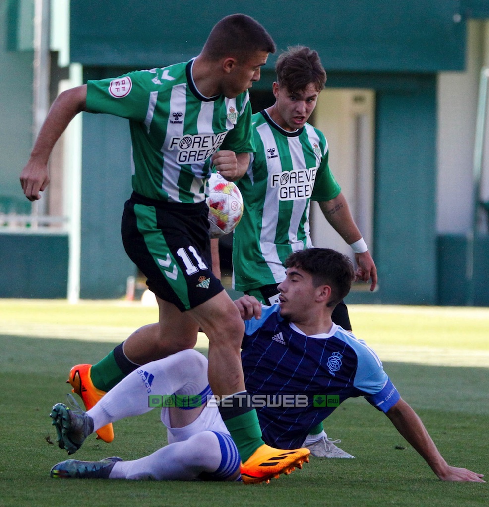 betisweb's tweet photo. ⚽️ #GALERÍA fotográfica
📸 @Pelusa97
⚔️ #BetisDH vs #RecreDH 2-1
📅 Jornada 32

➡️ https://t.co/5QlXek9kZy

#CanteraBetis #VamosBetisDH #Betis 💚 https://t.co/m8tQLlAvHQ