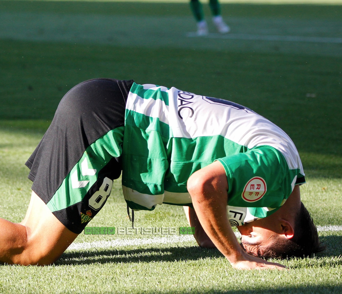 betisweb's tweet photo. ⚽️ #GALERÍA fotográfica
📸 @Pelusa97
⚔️ #BetisDH vs #RecreDH 2-1
📅 Jornada 32

➡️ https://t.co/5QlXek9kZy

#CanteraBetis #VamosBetisDH #Betis 💚 https://t.co/m8tQLlAvHQ
