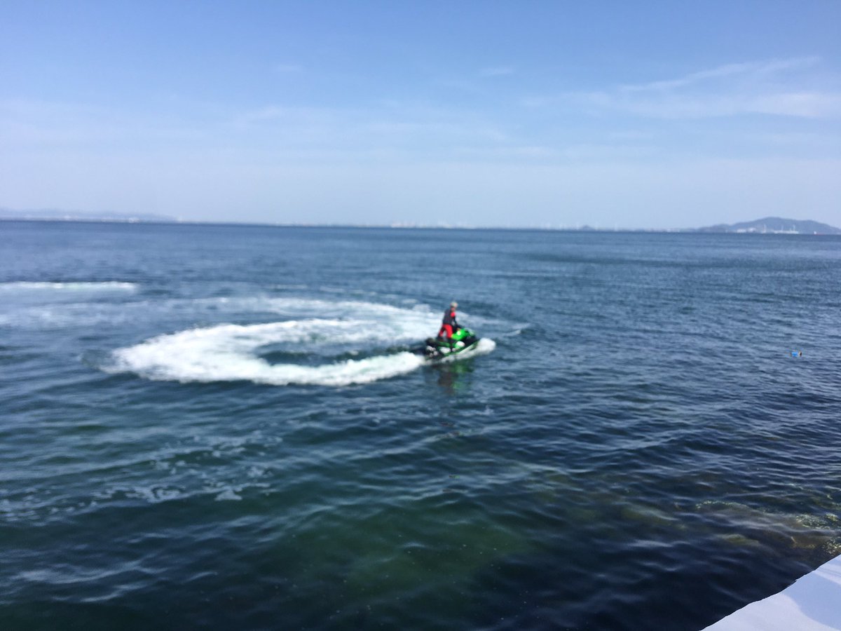 0420M06's tweet photo. ウェイクボード楽しかった https://t.co/DZNFc4VIW9