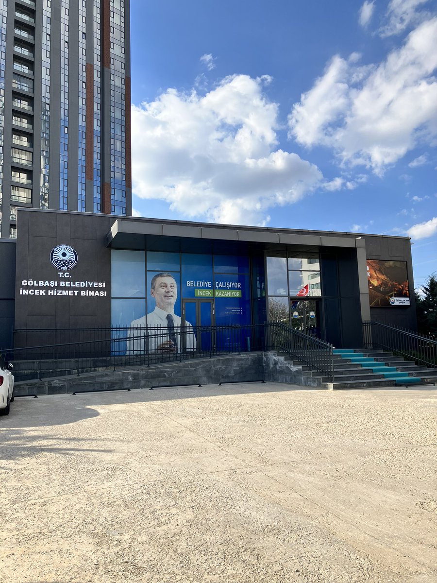 AysunTelek's tweet photo. Lütfen hizmeti tam yapın. Atık kutusunu boşaltmadığınız için atamadık @GolbasBld #gölbaşıbelediyesi https://t.co/uLz5RboEff