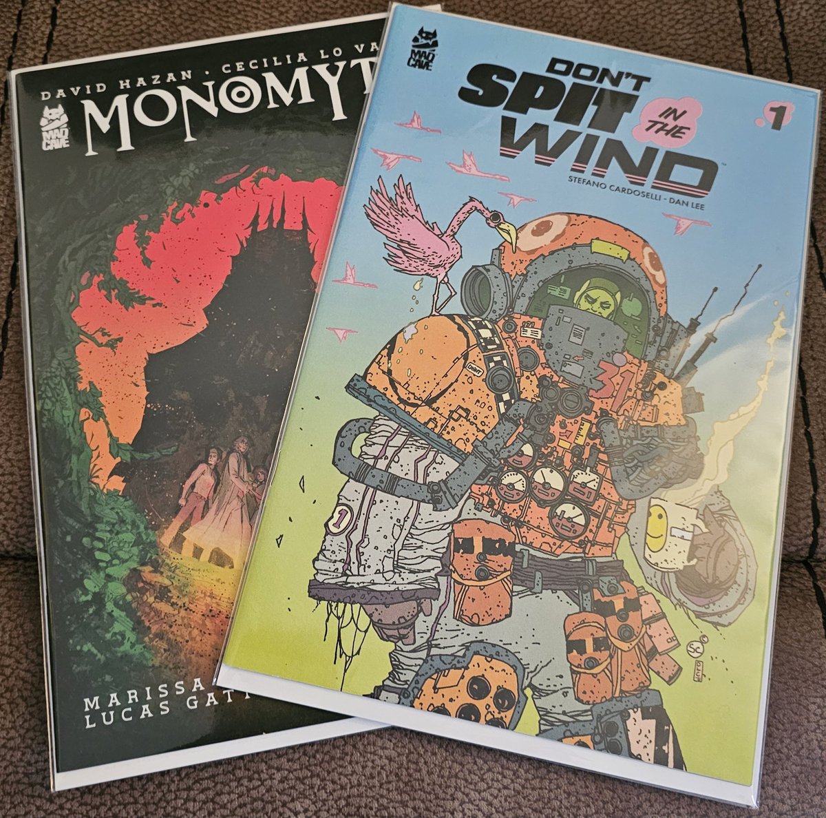 King_Wojtek's tweet image. It's always exciting when a mystery package shows up. 📦
I completely forgot I pre-ordered these! @MadCaveStudios 
#comics #firstissue