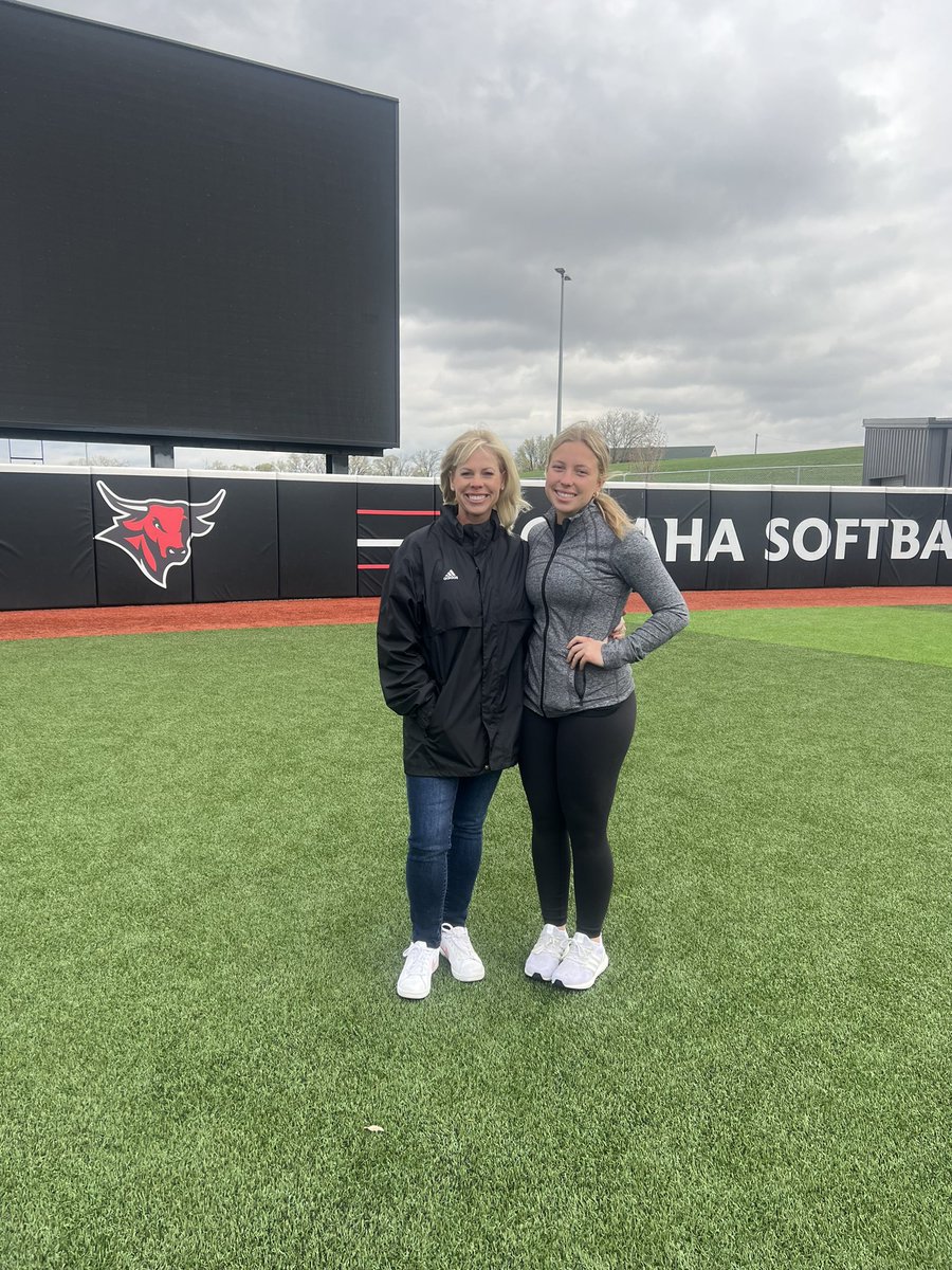 What a great weekend celebrating my mom, and her National Championship team.  UNO is a special program with amazing tradition. <a href="/negold16u/">NE Gold 16U National- Anderson</a> <a href="/OmahaSB/">Omaha Softball</a> <a href="/NebraskaGold/">Nebraska Gold</a>